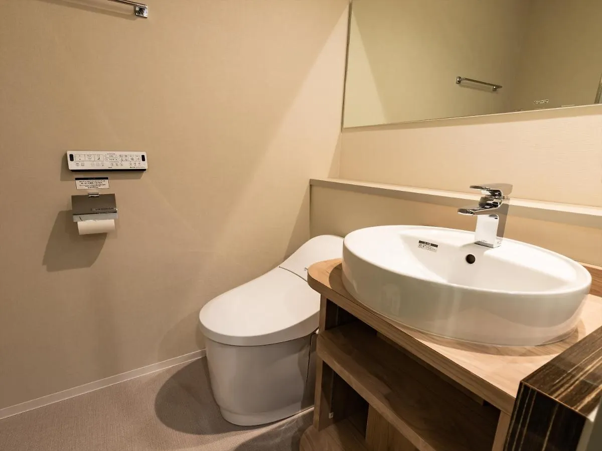 ***  Apa Hotel Keikyukamata Ekimae Tokyo Japan